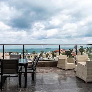 Luxury Bat Galim 4br, Penthouse Parking & Balcony דירה